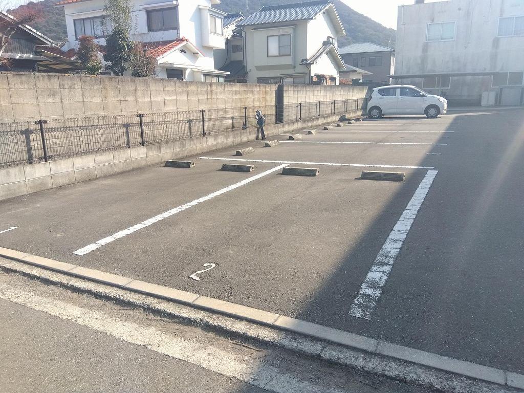 旭町(51636)の外観・駐車場イメージ2枚目