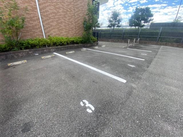 リバーサイドⅡ(54554)の外観・駐車場イメージ1枚目