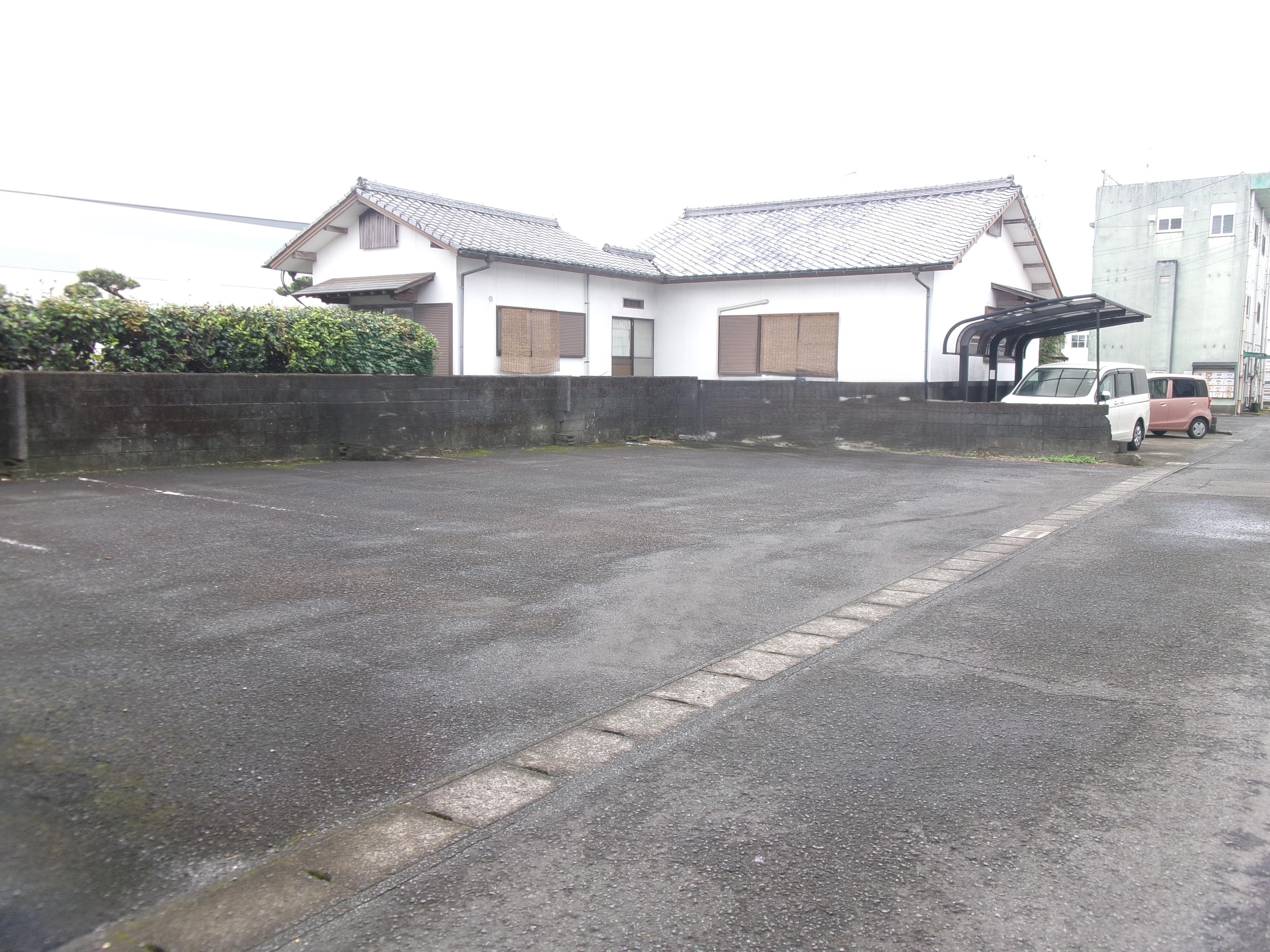 桑原アパート 駐車場の外観・駐車場イメージ1枚目