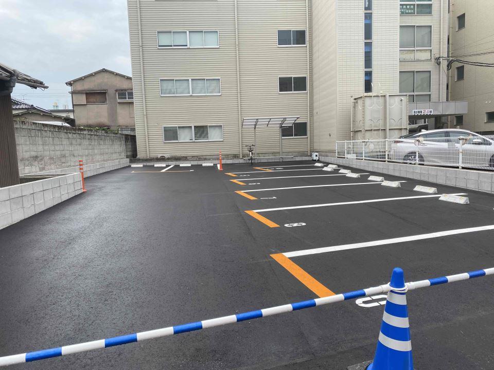 中間下荒田1丁目駐車場の外観・駐車場イメージ2枚目