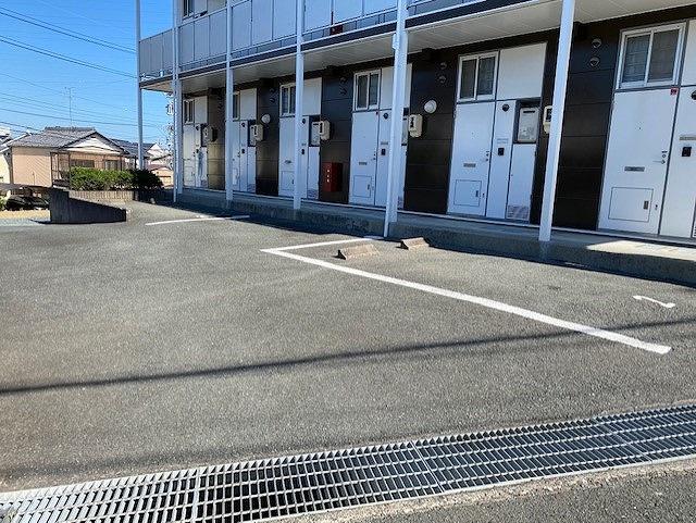 Ｌ．フェリース(17429)の外観・駐車場イメージ1枚目