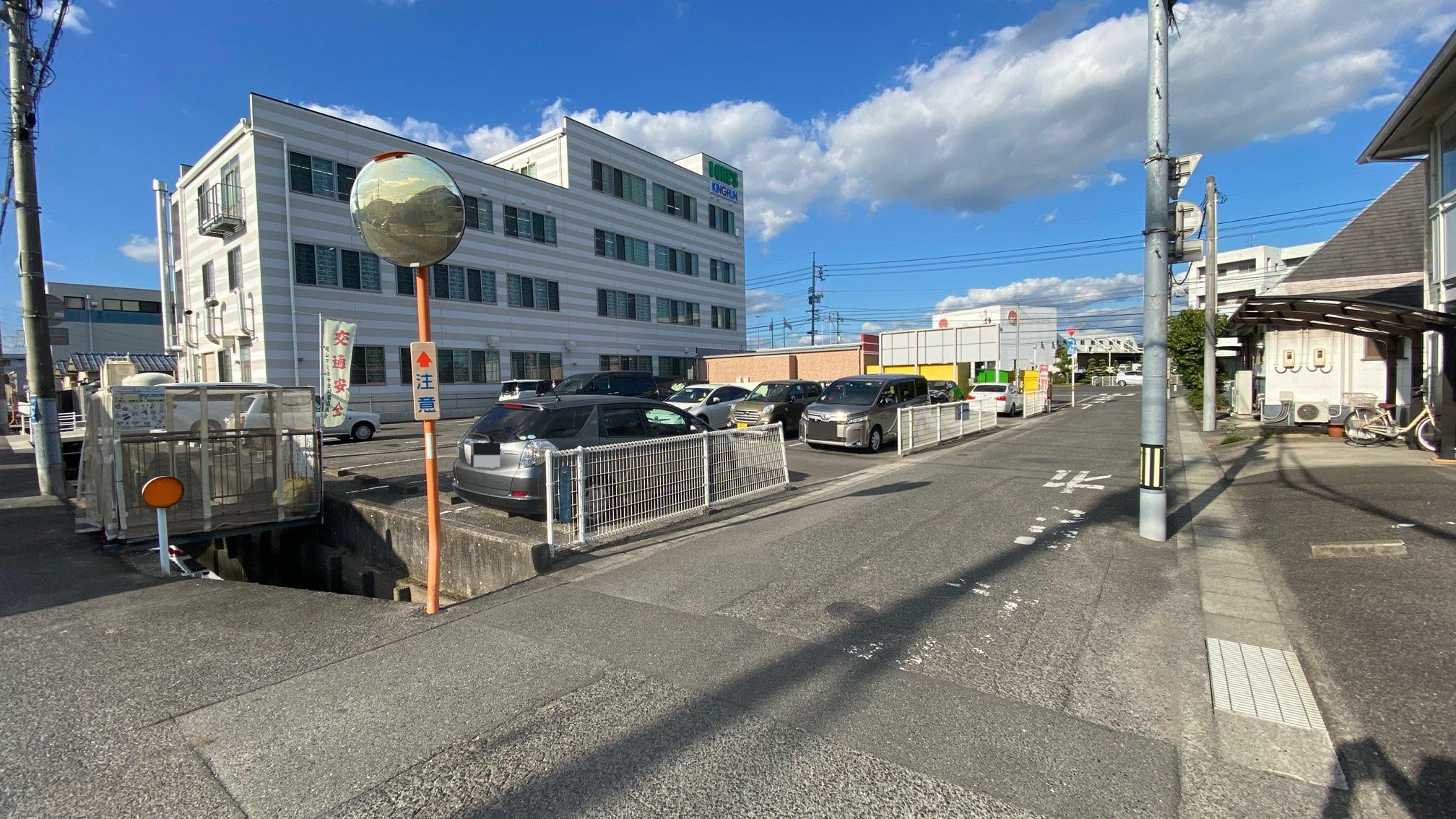 大北　駐車場の外観・駐車場イメージ3枚目
