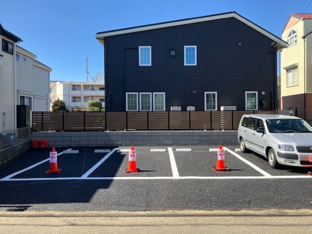 ビーフラット国分寺光町3丁目の外観・駐車場イメージ1枚目