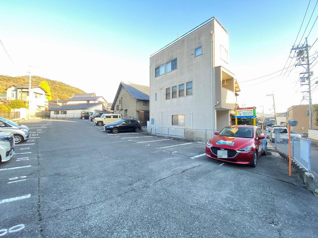 西川駐車場の外観・駐車場イメージ1枚目