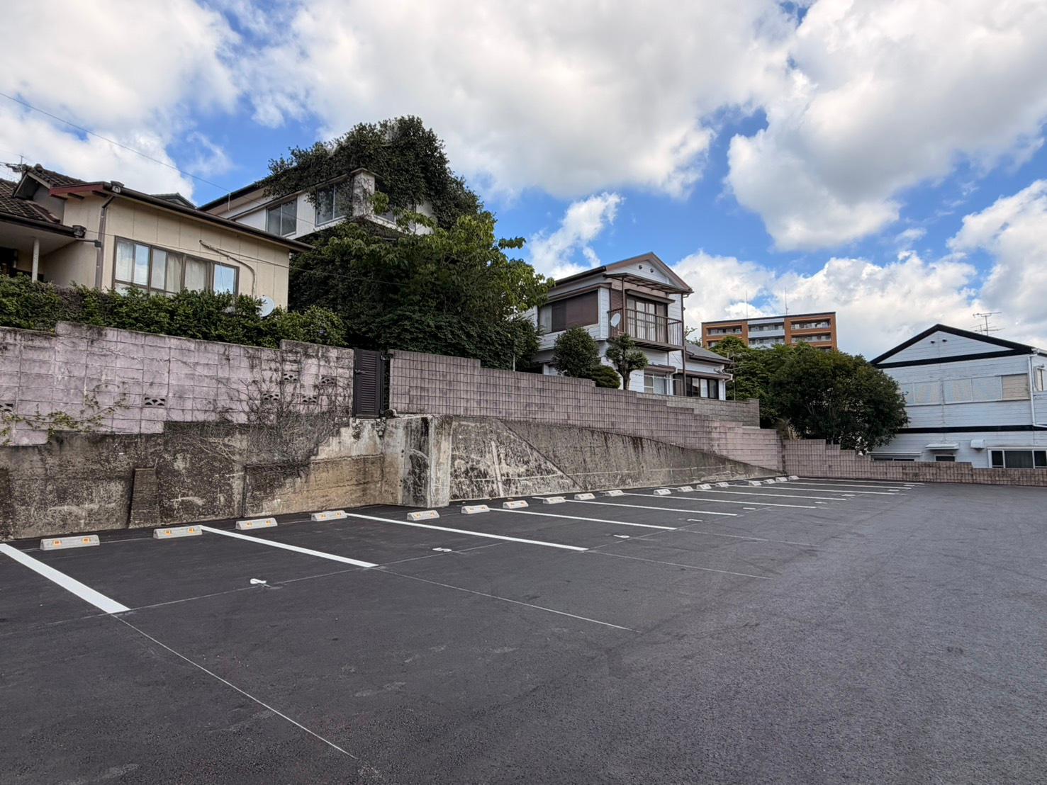 比良町EHP月極駐車場Ⅱの外観・駐車場イメージ2枚目