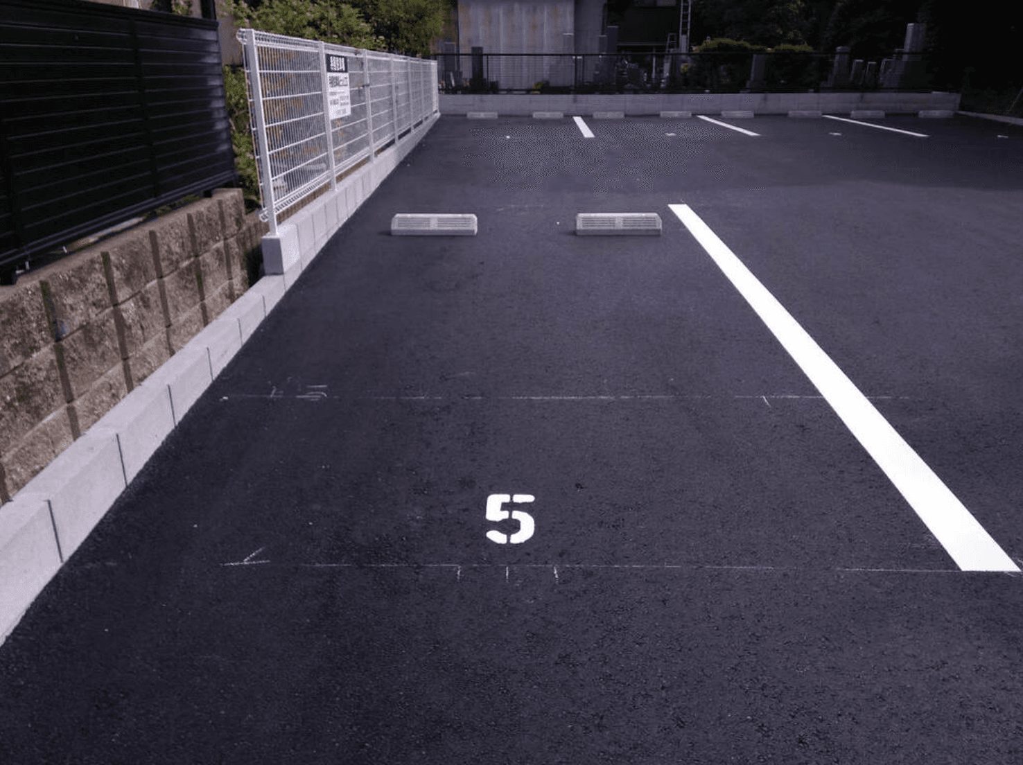 FK平手町2丁目駐車場の外観・駐車場イメージ2枚目