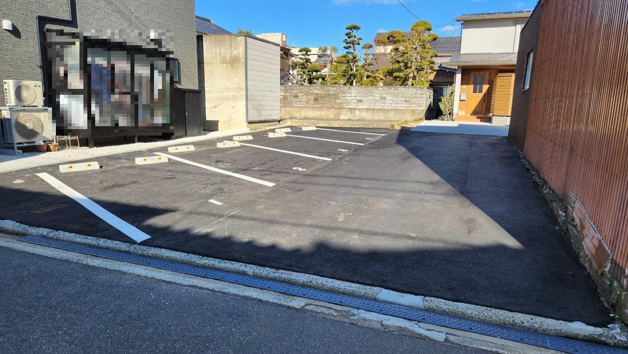 川端4-123駐車場の外観・駐車場イメージ3枚目