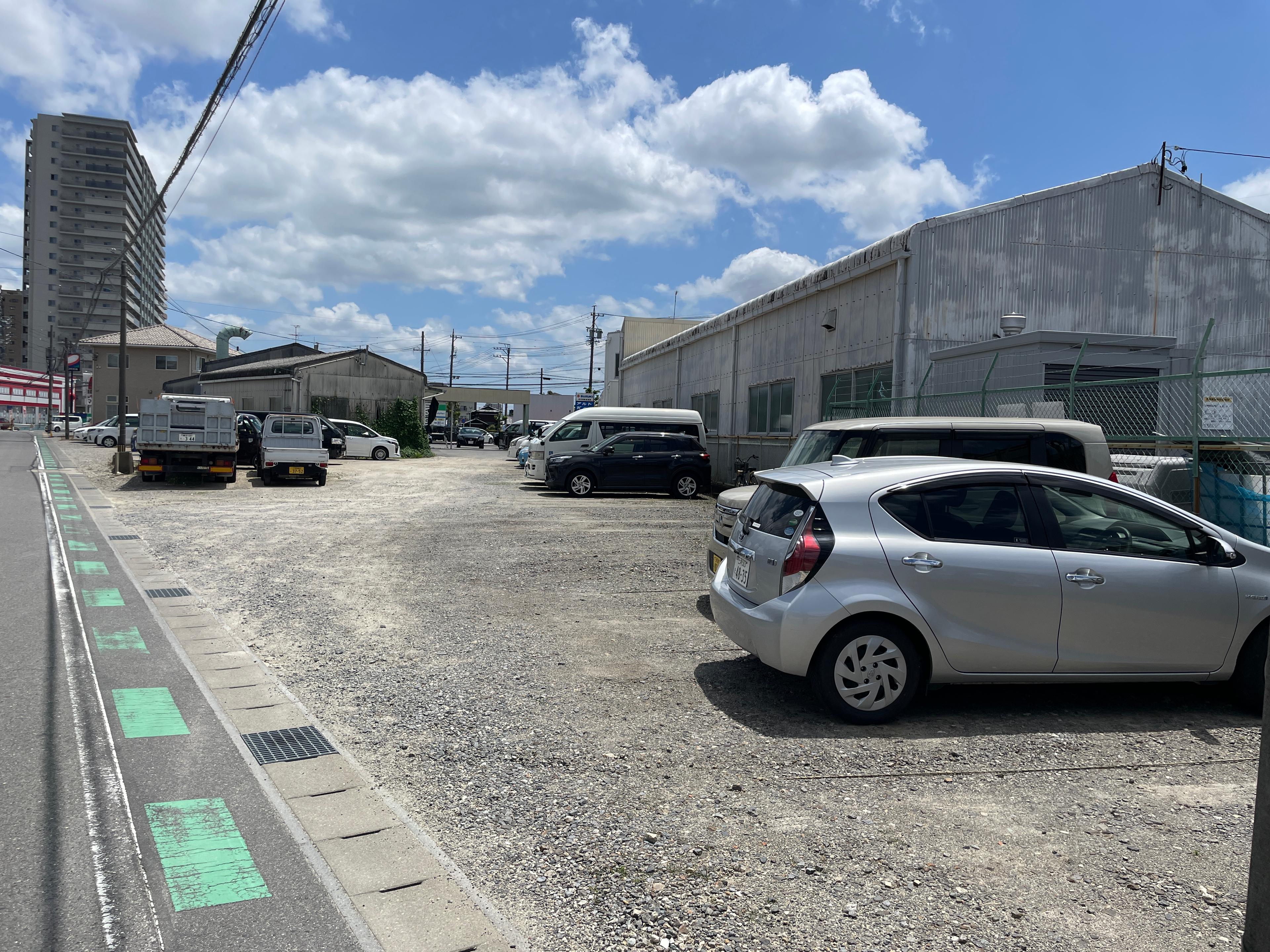 横山町寺田駐車場の外観・駐車場イメージ1枚目