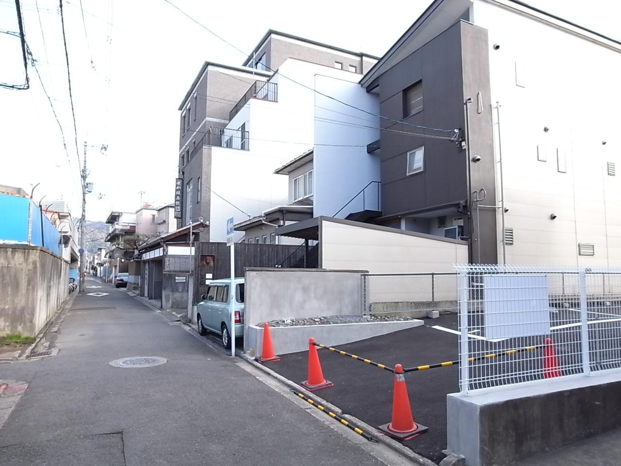 聖護院安栄ガレージの外観・駐車場イメージ3枚目