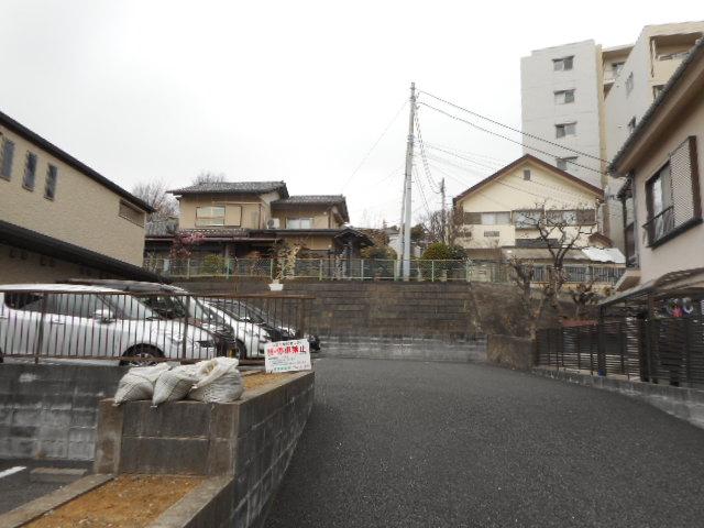 小川駐車場の外観・駐車場イメージ1枚目