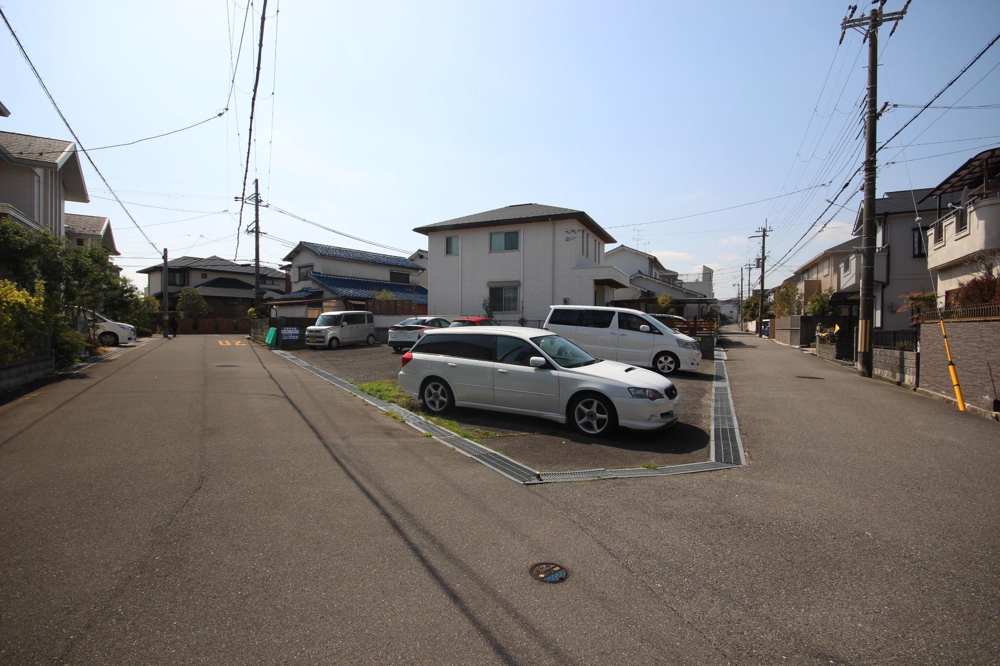 奥天神町一丁目駐車場の外観・駐車場イメージ1枚目