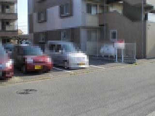 東津留2丁目大塚駐車場の外観・駐車場イメージ3枚目