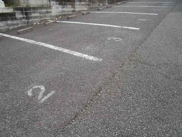 グランシア(11624)の外観・駐車場イメージ2枚目