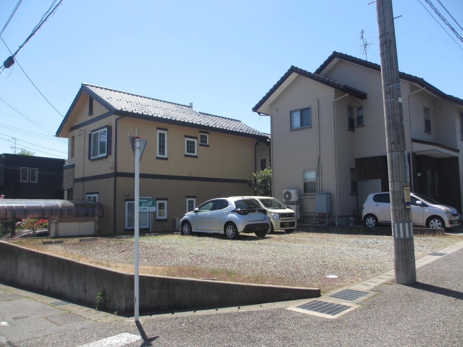 第82駐車場の外観・駐車場イメージ2枚目