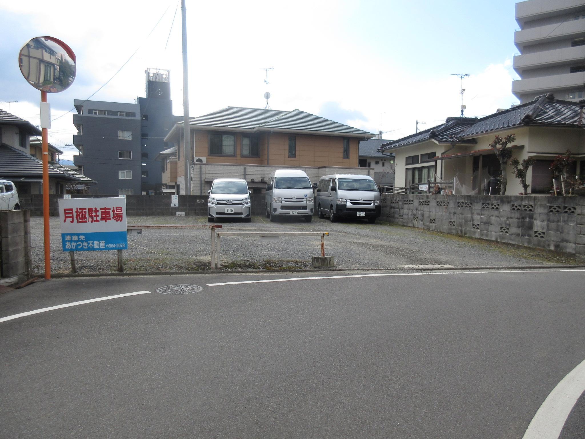 伊賀駐車場の外観・駐車場イメージ2枚目