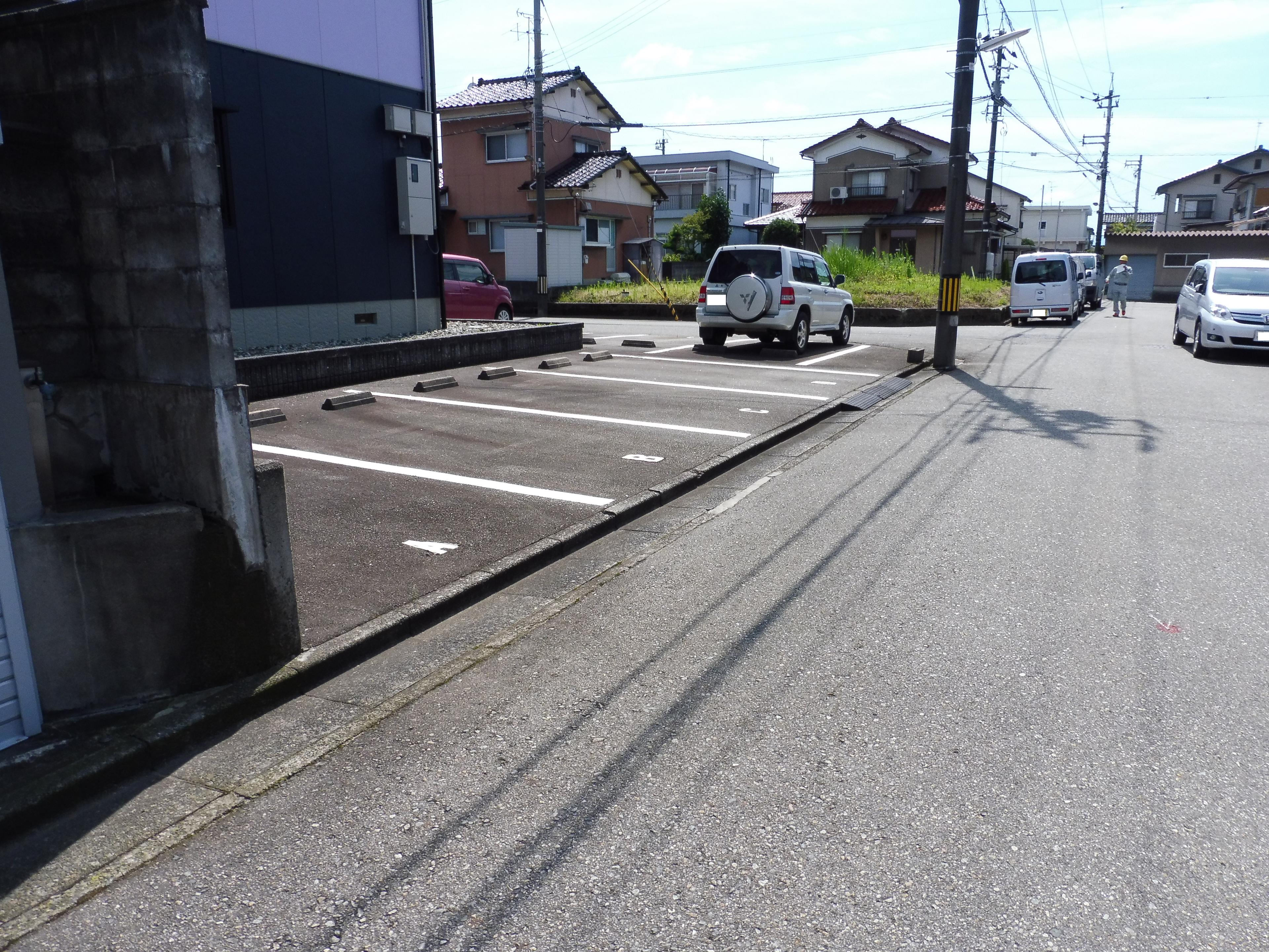 フォーレス荏原南台月極駐車場の外観・駐車場イメージ1枚目