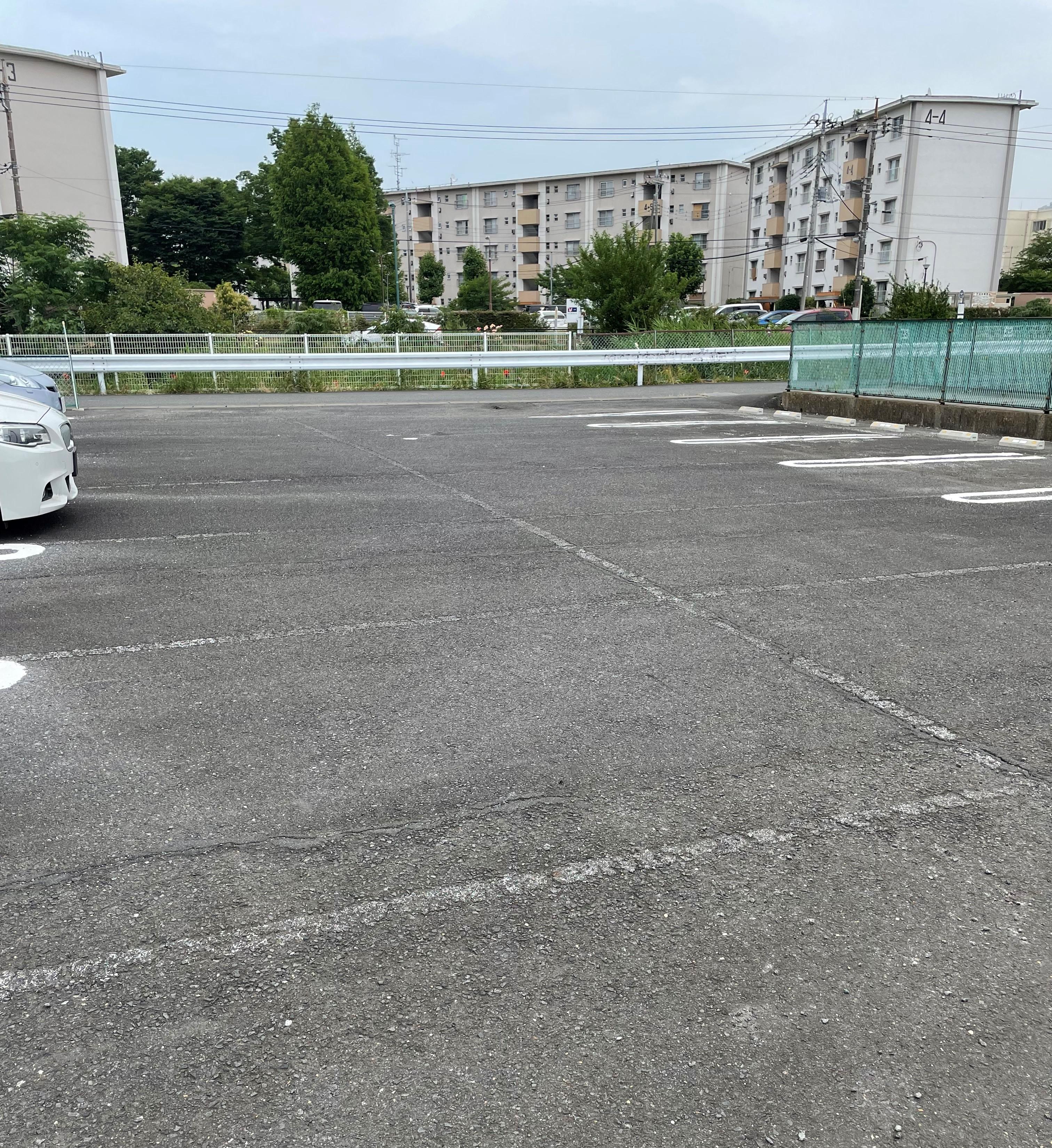 中村第2駐車場の外観・駐車場イメージ1枚目