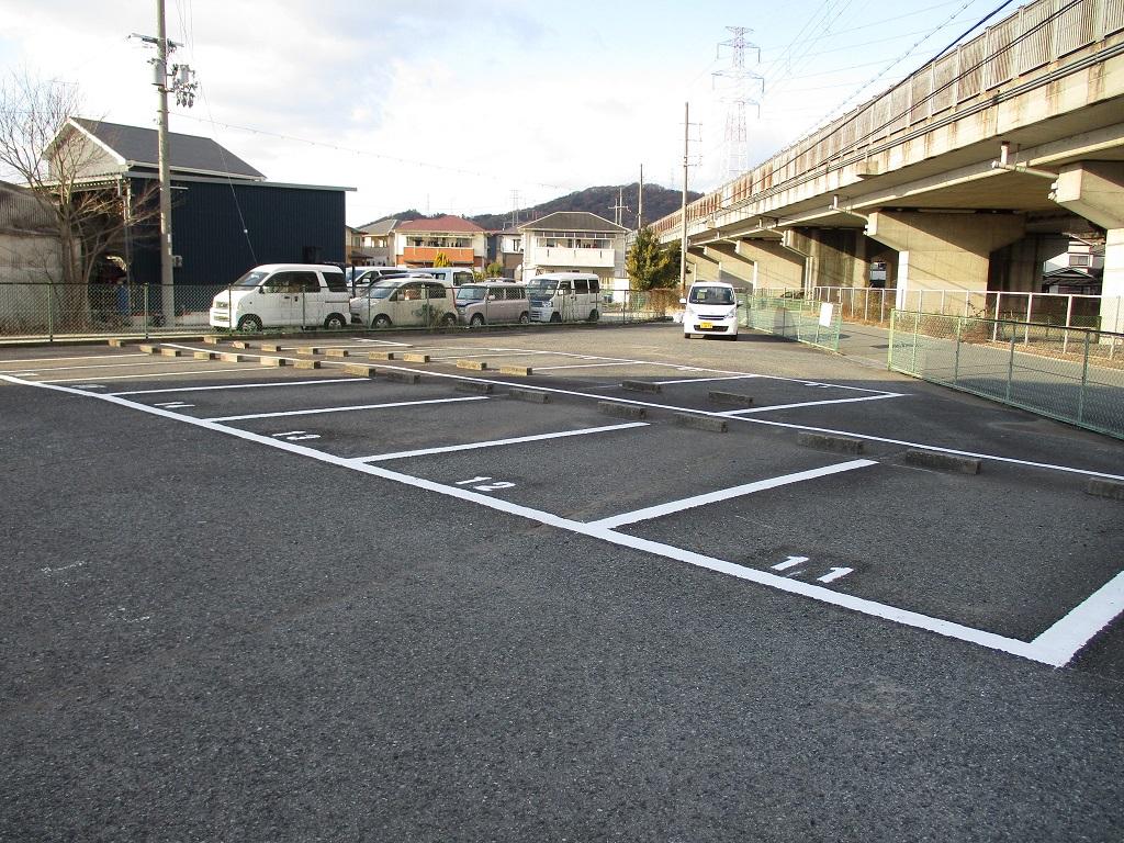 山本パーキングの外観・駐車場イメージ2枚目