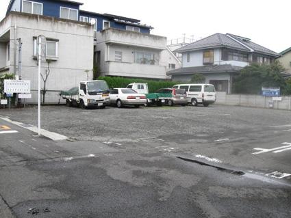 代官町月極駐車場の外観・駐車場イメージ1枚目