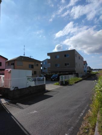 大久保駐車場の外観・駐車場イメージ3枚目