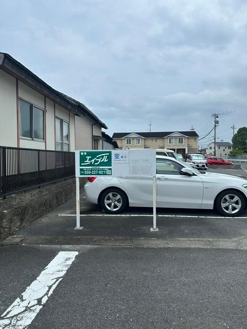 第3岩田駐車場の外観・駐車場イメージ1枚目