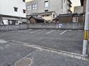 三村ガレージ（中店）の駐車場