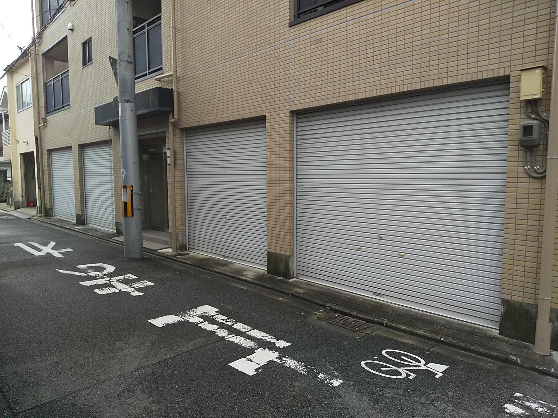 メゾン青龍舘の外観・駐車場イメージ2枚目