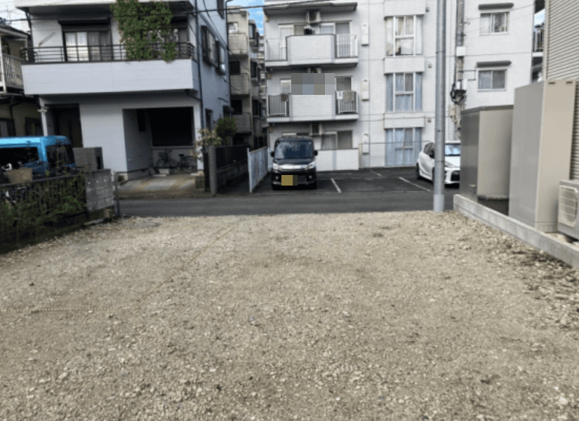 井上功駐車場の外観・駐車場イメージ2枚目