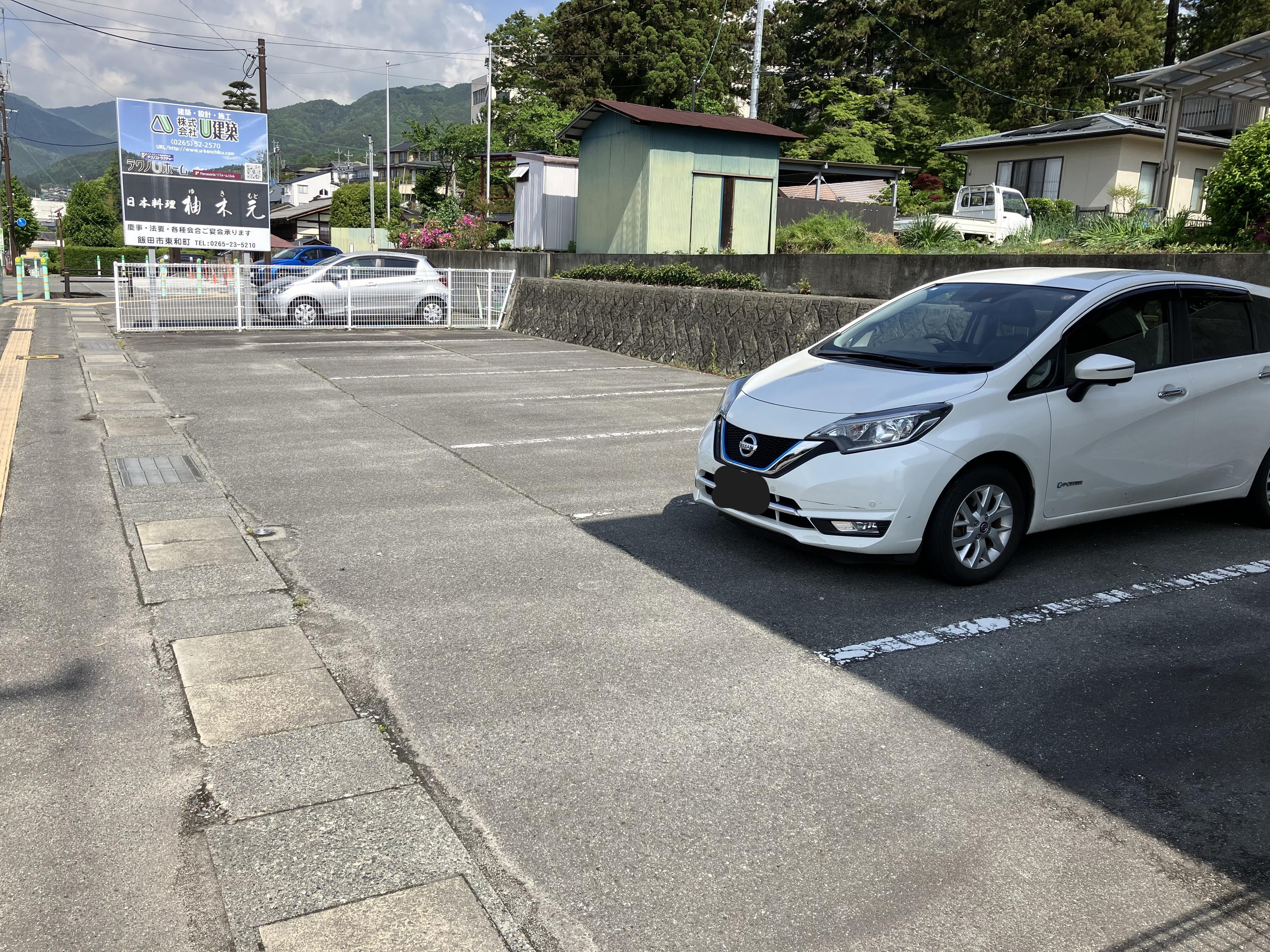 諏訪町駐車場の外観・駐車場イメージ2枚目