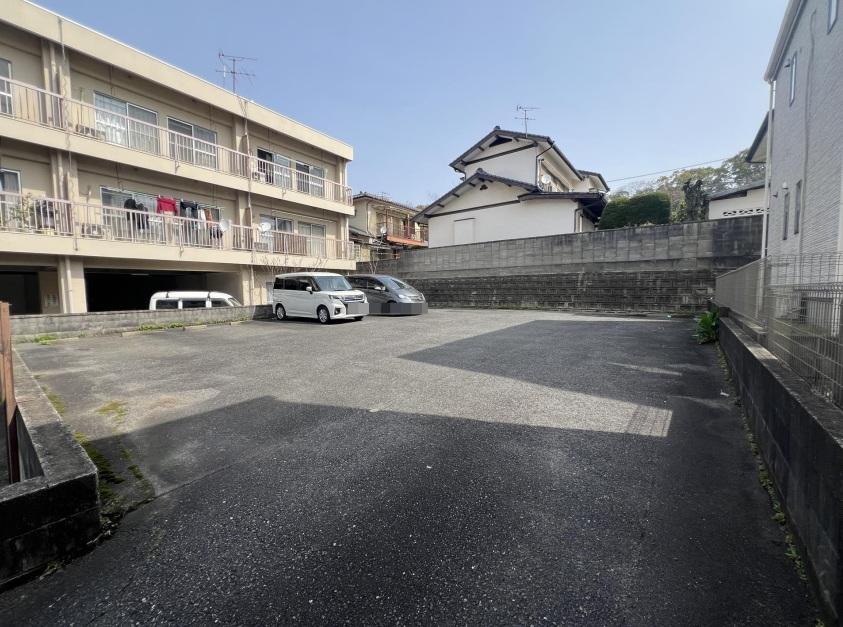 青山３丁目駐車場の外観・駐車場イメージ3枚目