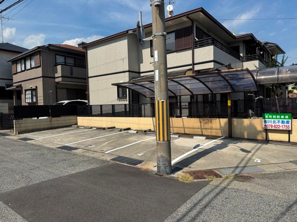 宮町駐車場　第2の外観・駐車場イメージ2枚目