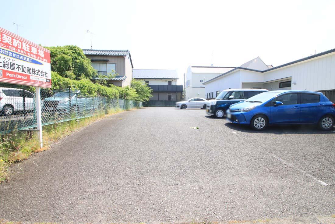 中高津3丁目月極駐車場の外観・駐車場イメージ1枚目