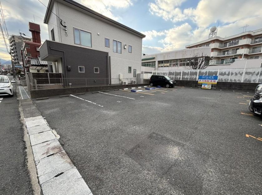 下二十町駐車場の外観・駐車場イメージ2枚目