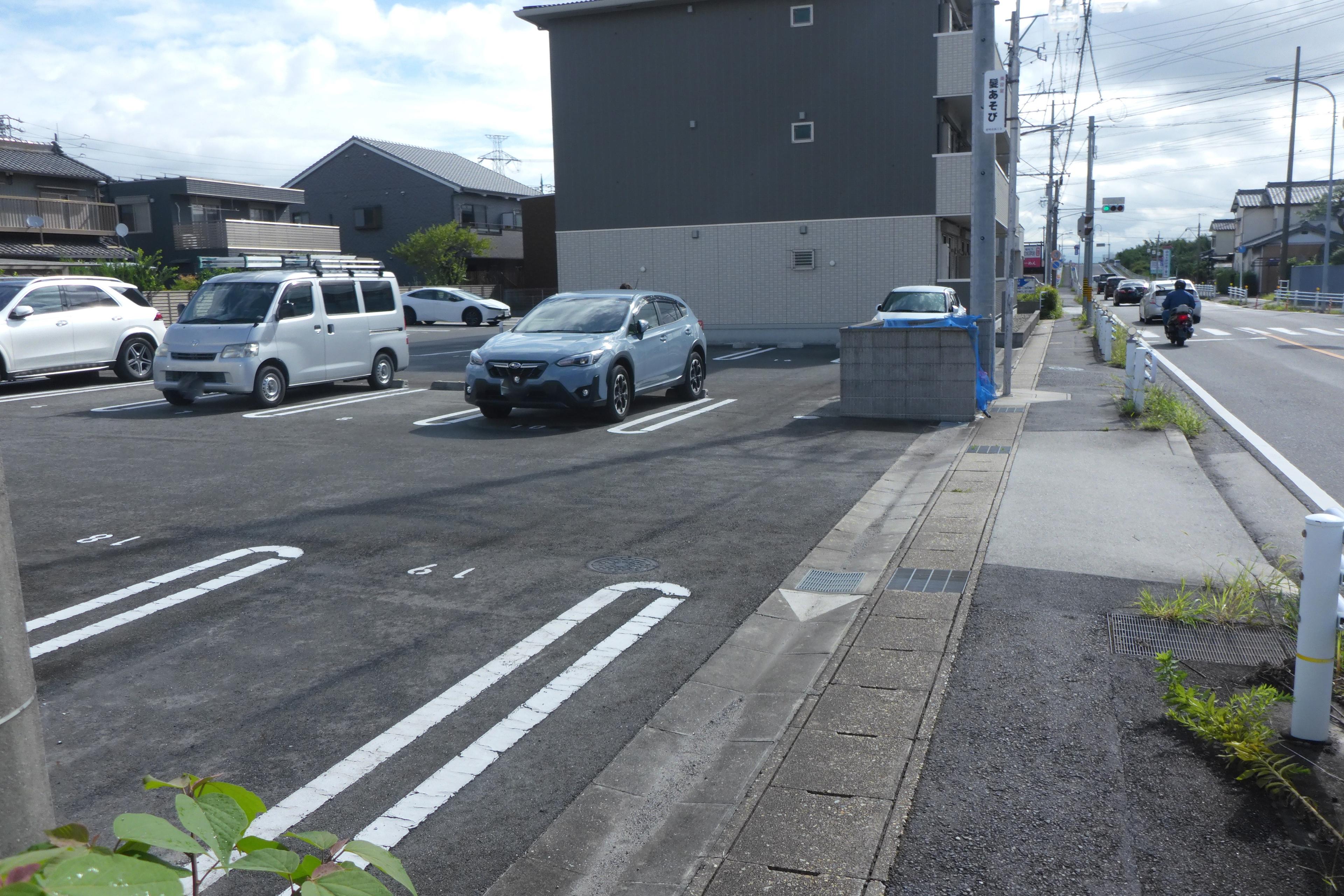 駐車場画像1枚目