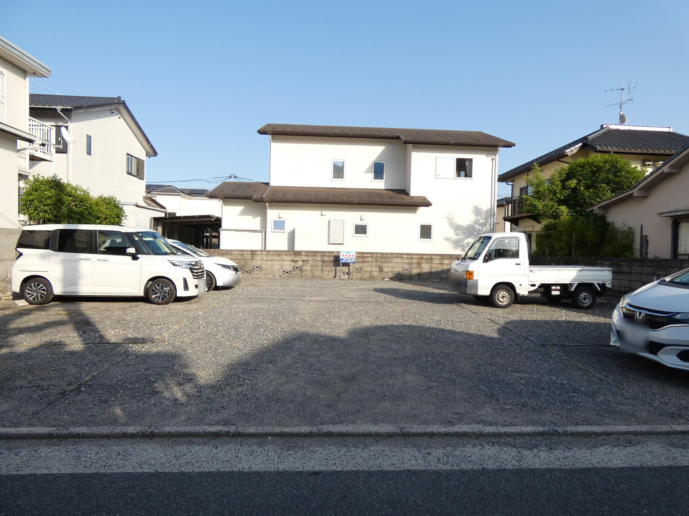 井上駐車場の外観・駐車場イメージ1枚目