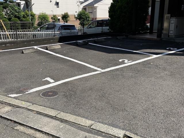 葛城(28668)の外観・駐車場イメージ1枚目