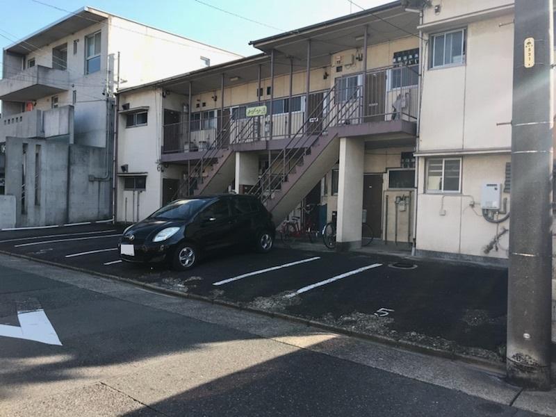 FKメゾン光敷地内駐車場の外観・駐車場イメージ1枚目