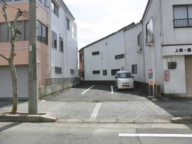 ワイズ・桜 第13駐車場の外観・駐車場イメージ2枚目
