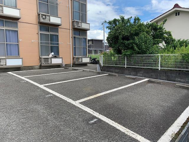 アーバンライフオガワ(11227)の外観・駐車場イメージ1枚目