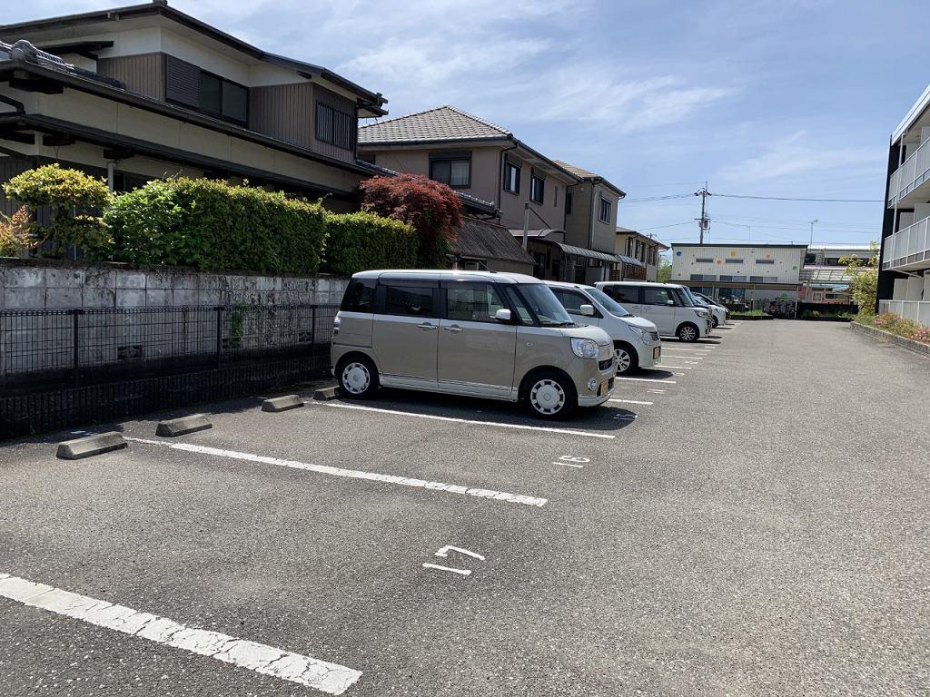 エクレール福井(20792)の外観・駐車場イメージ1枚目