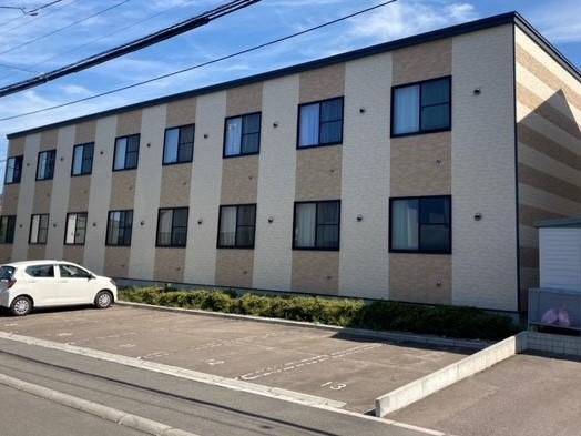 タウンコート石川Ⅲ(32206)の外観・駐車場イメージ1枚目
