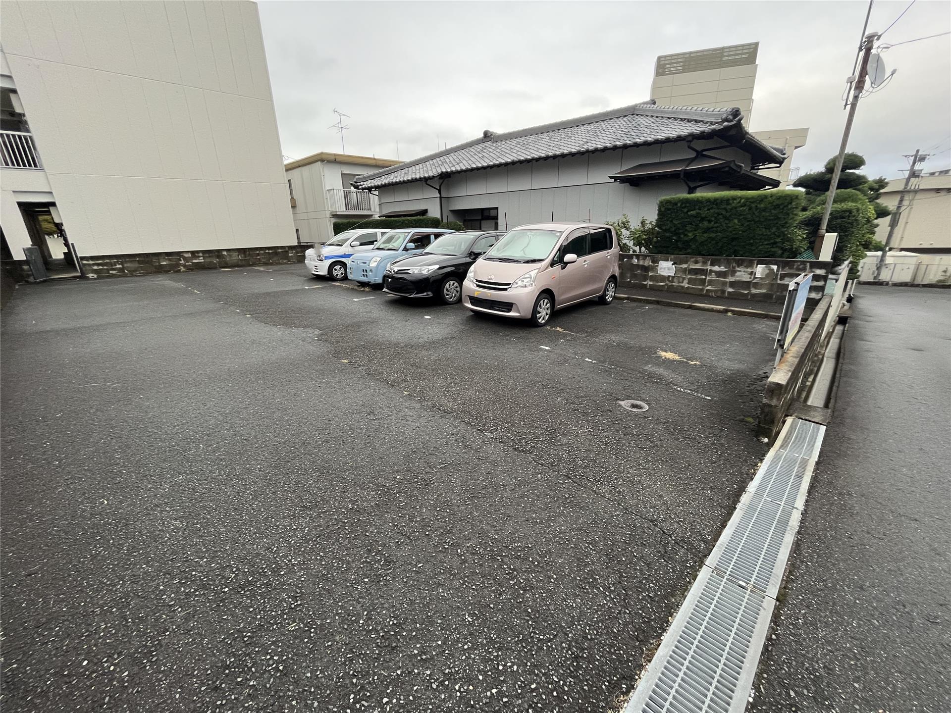日吉台福岡駐車場の外観・駐車場イメージ1枚目