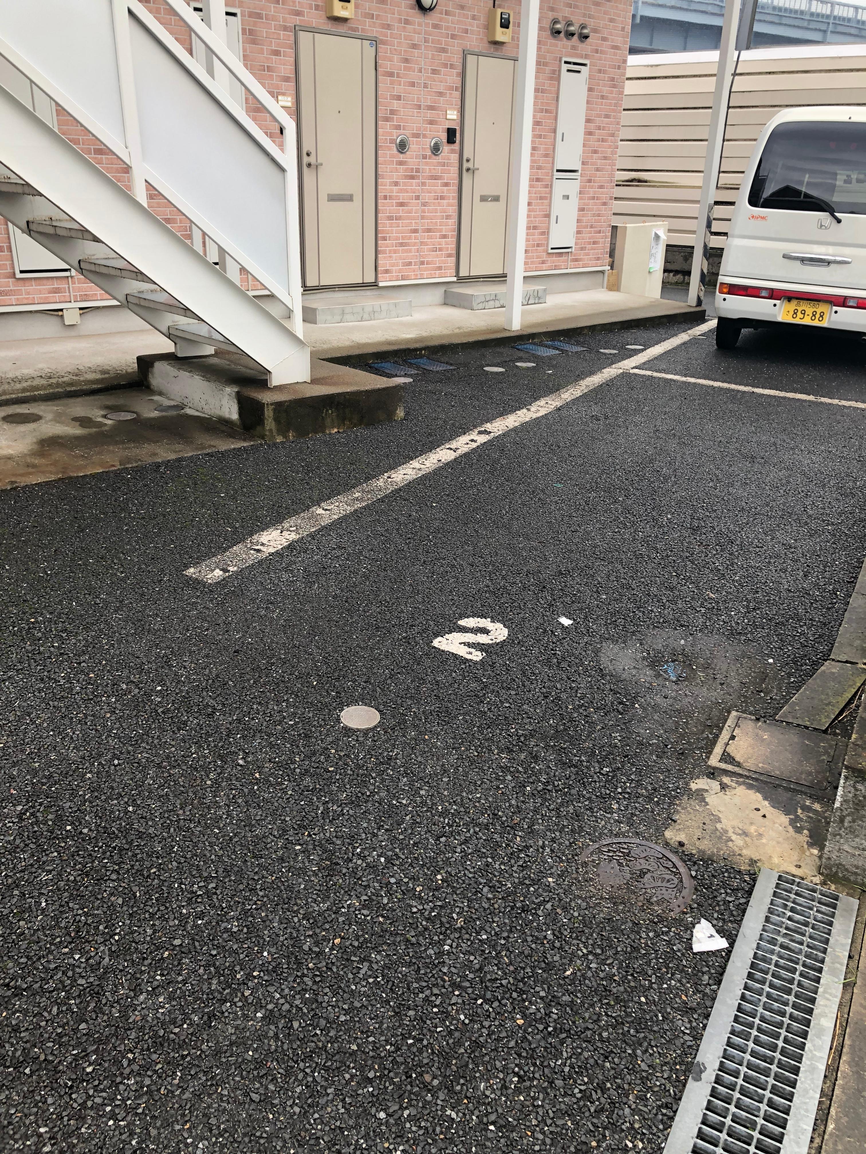 ポラリス市川の外観・駐車場イメージ3枚目