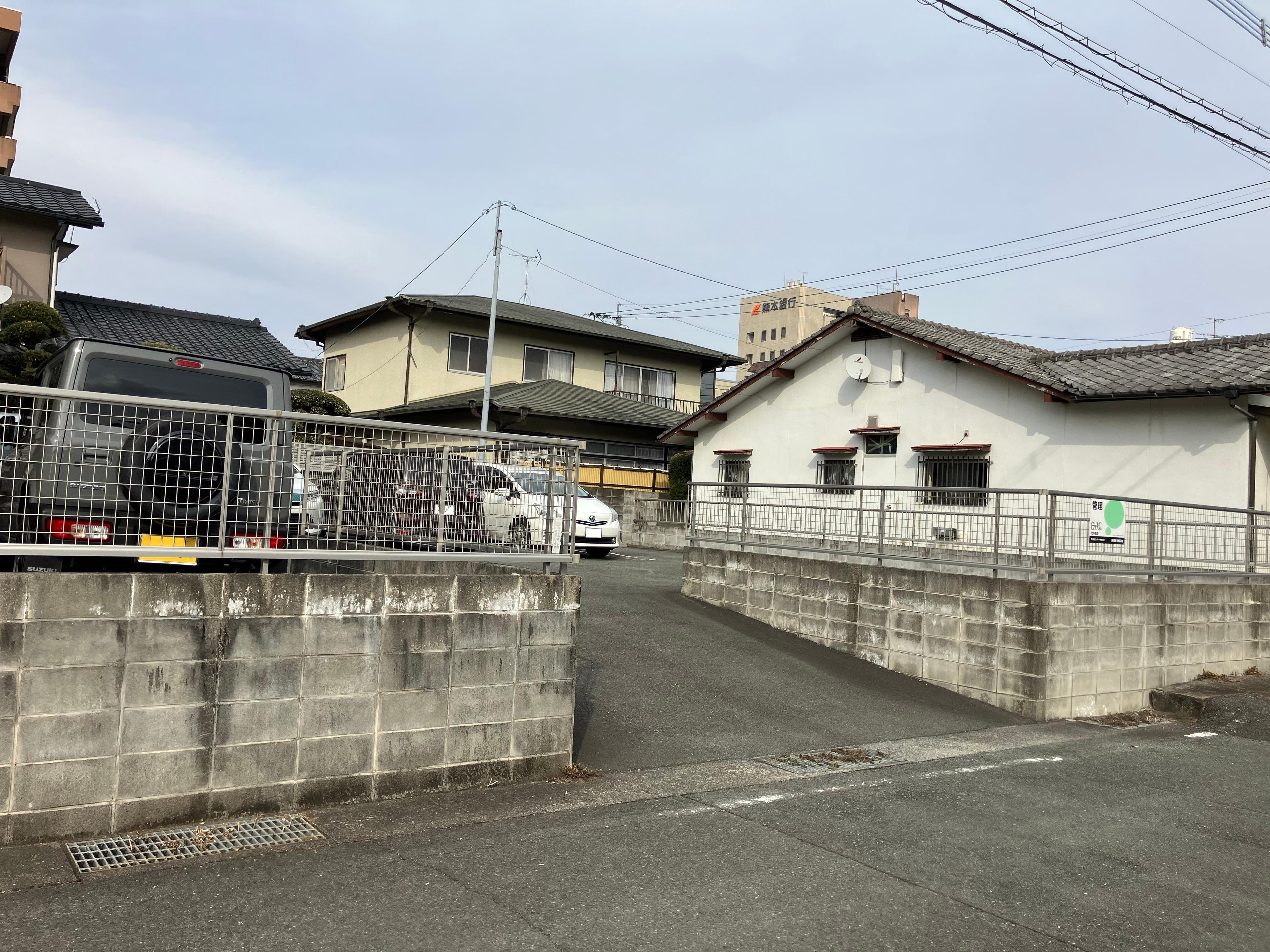 神水パーキングの外観・駐車場イメージ1枚目