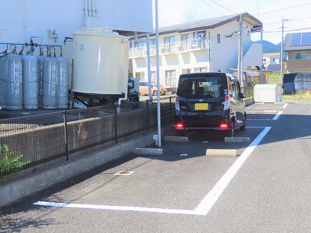ＡＶＡＮＺＡＲＥ　Ｋ(23696)の外観・駐車場イメージ2枚目