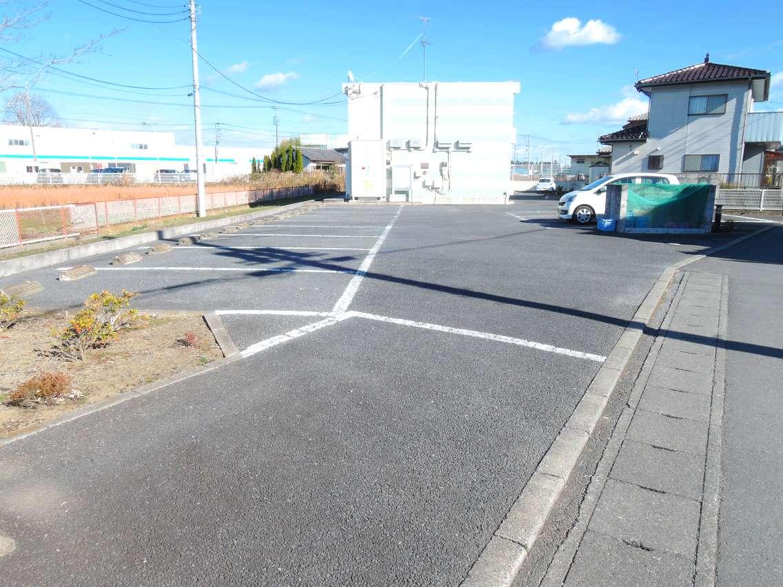 ハピネス(23722)の外観・駐車場イメージ1枚目