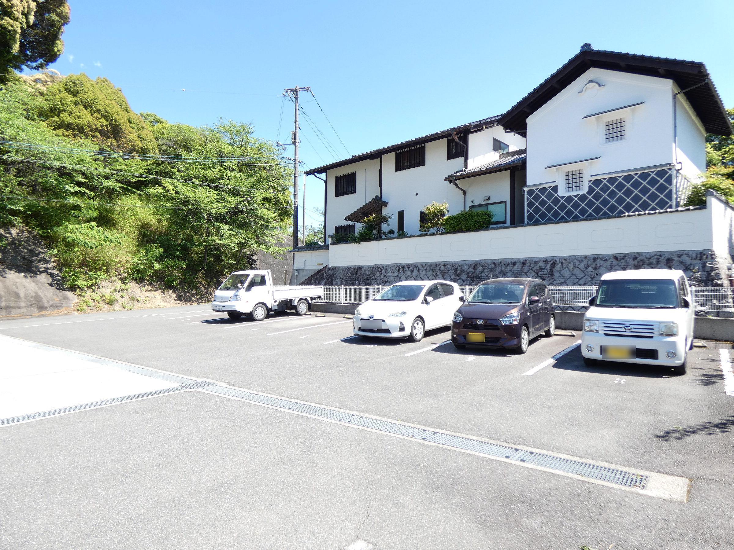 橋本駐車場の外観・駐車場イメージ2枚目