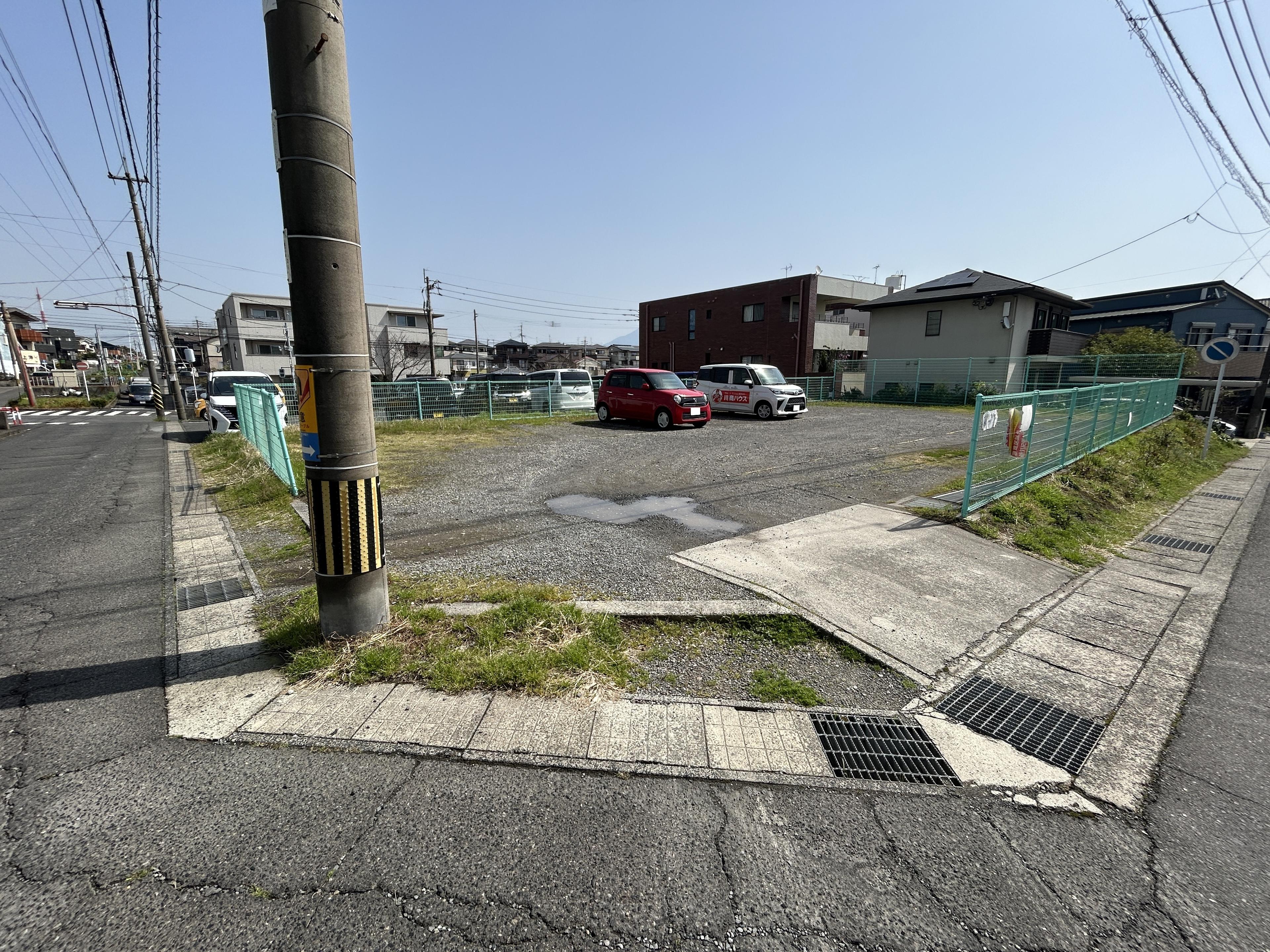 ｵｰﾄ･ｽｸｳｪｱｰ日之出の外観・駐車場イメージ2枚目