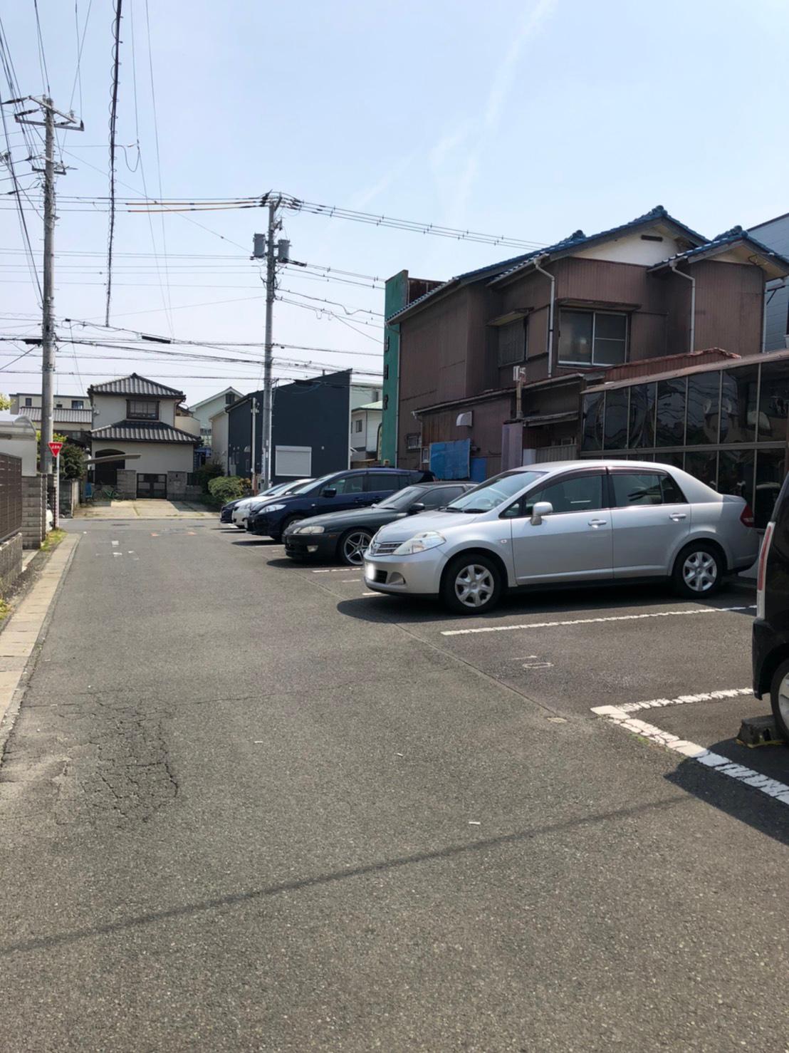 磯部月極駐車場の外観・駐車場イメージ2枚目