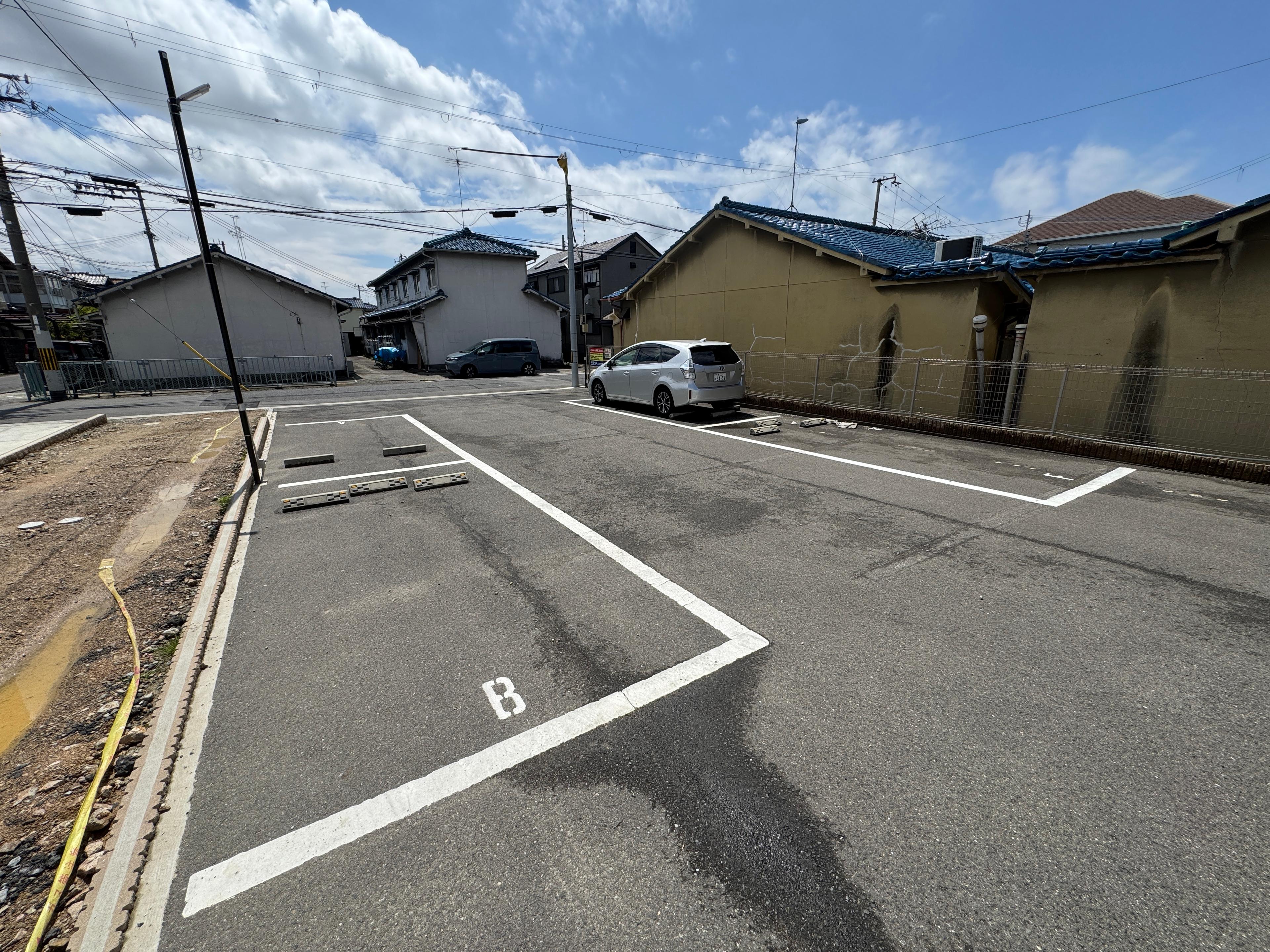 山修第二駐車場の外観・駐車場イメージ2枚目